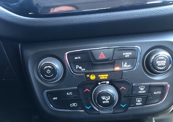 Jeep Compass cena 45000 przebieg: 73000, rok produkcji 2018 z Gubin małe 79